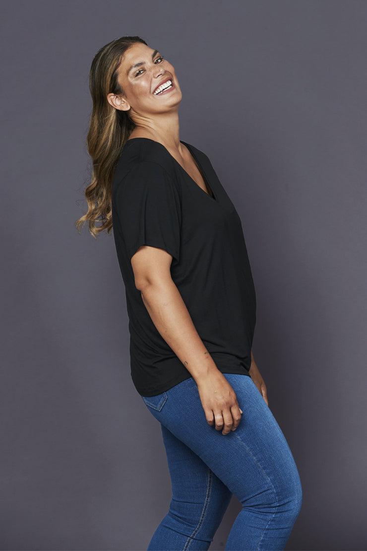 Hola Black Tee - Embody Women