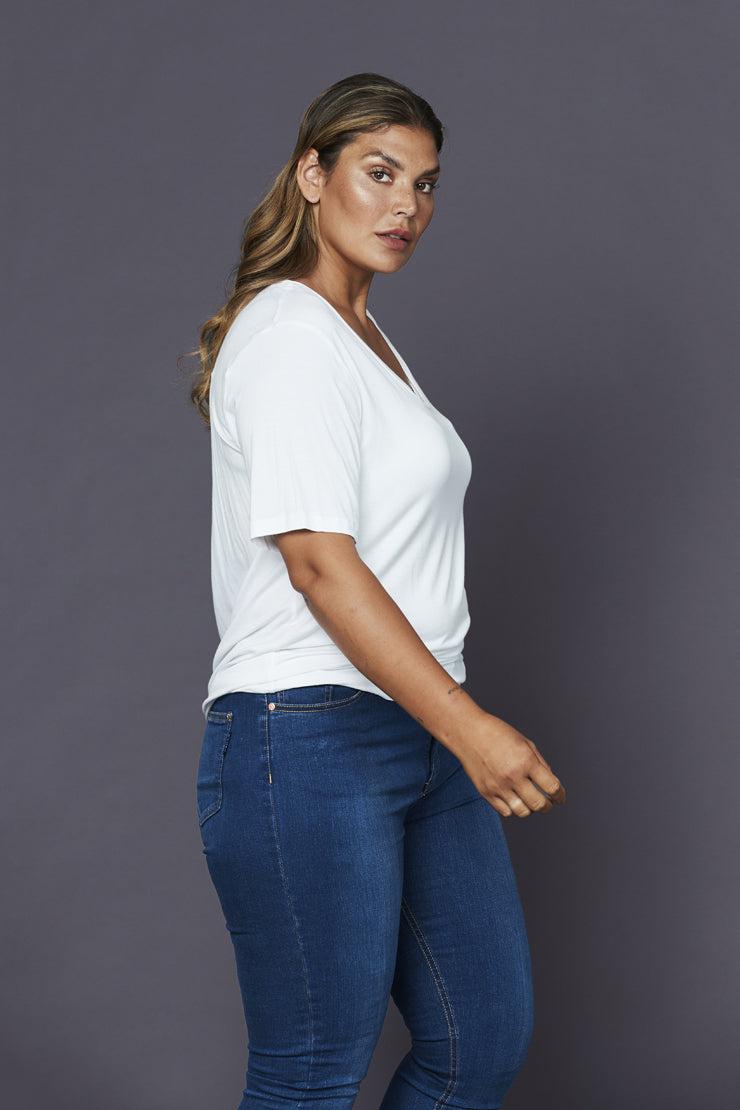 Paris White Tee - Embody Women